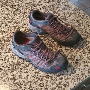 Euc The North Face size 12 men's hiking sneakers
